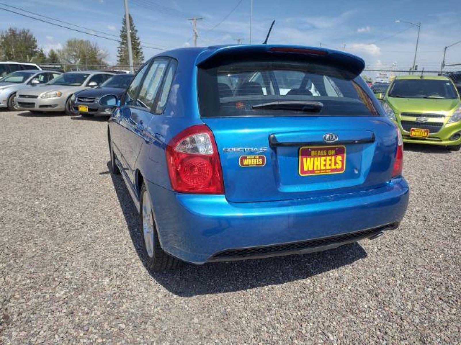 2008 Kia Spectra5 SX (KNAFE161485) with an 2.0L L4 DOHC 16V engine, 4-Speed Automatic transmission, located at 4801 10th Ave S,, Great Falls, MT, 59405, (406) 564-1505, 47.494347, -111.232239 - Photo #2