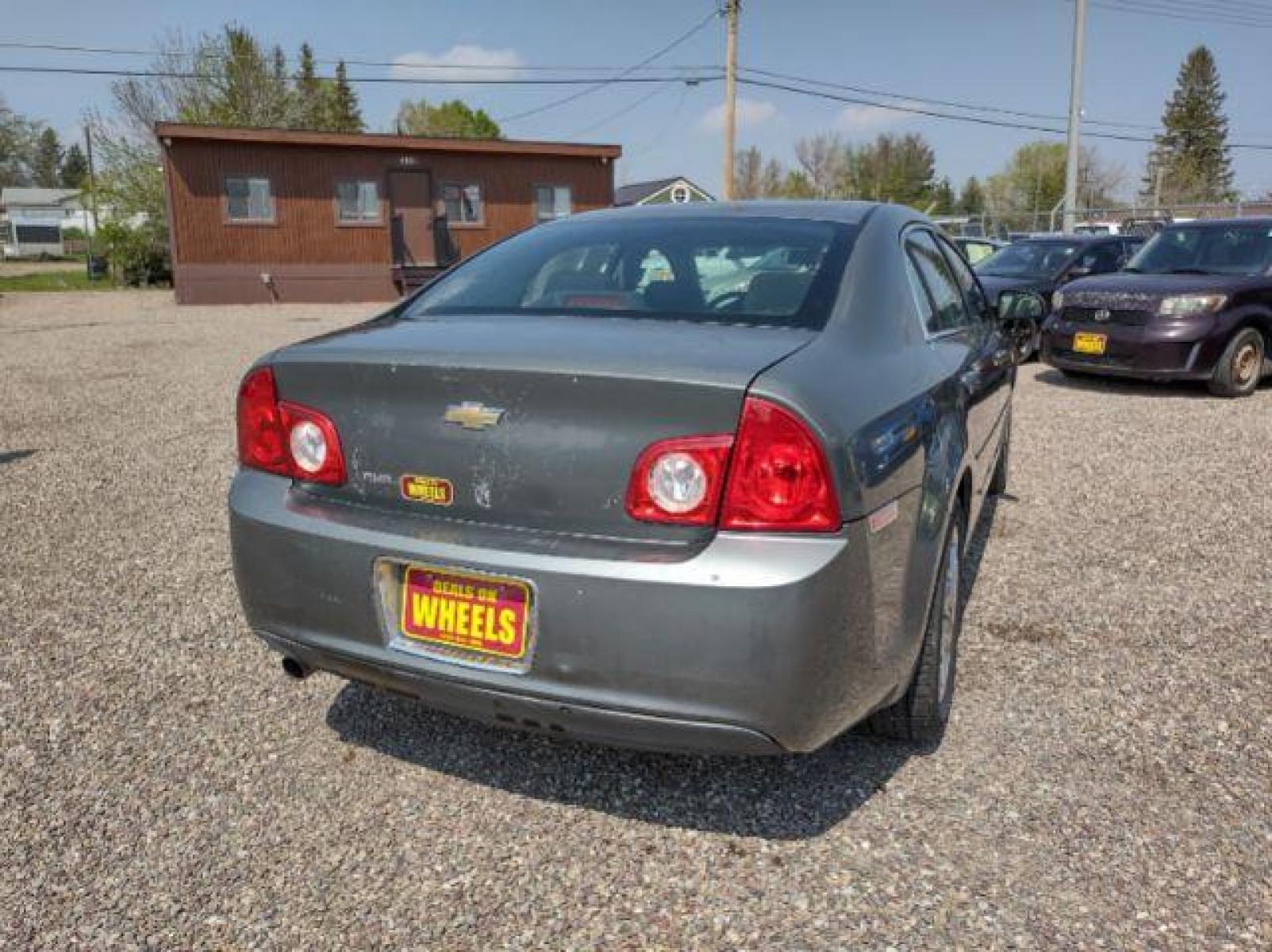 2009 Chevrolet Malibu LT1 (1G1ZH57B19F) with an 2.4L L4 DOHC 16V engine, 6-Speed Automatic transmission, located at 4801 10th Ave S,, Great Falls, MT, 59405, (406) 564-1505, 47.494347, -111.232239 - Photo #4