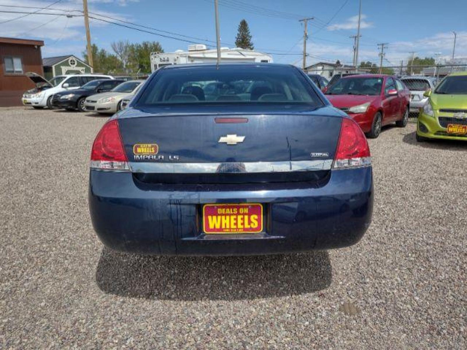 2008 Chevrolet Impala LS (2G1WB58K781) with an 3.5L V6 OHV 16V FFV engine, 4-Speed Automatic transmission, located at 4801 10th Ave S,, Great Falls, MT, 59405, (406) 564-1505, 47.494347, -111.232239 - Photo #3
