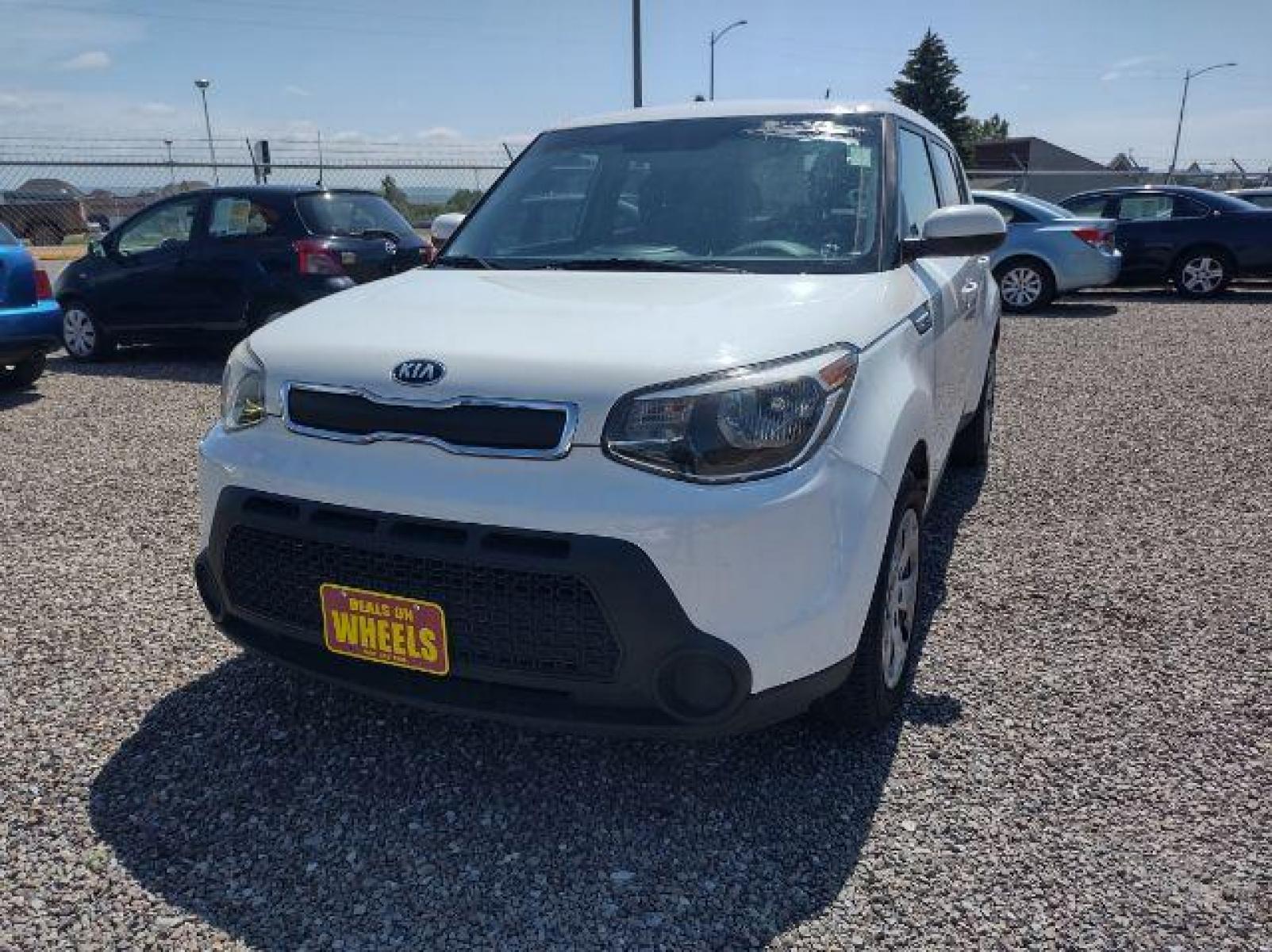 2015 Kia Soul Base (KNDJN2A20F7) with an 1.6L L4 DOHC 16V engine, located at 4801 10th Ave S,, Great Falls, MT, 59405, (406) 564-1505, 47.494347, -111.232239 - Photo #0