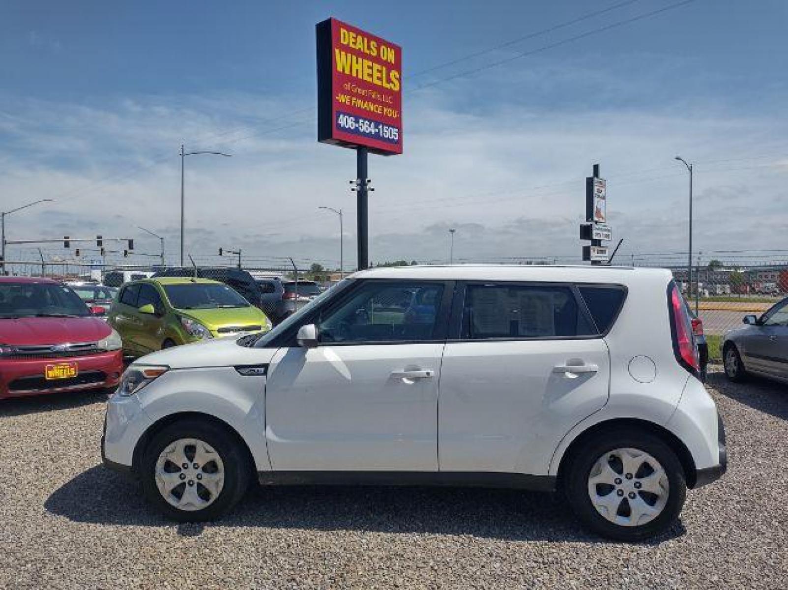 2015 Kia Soul Base (KNDJN2A20F7) with an 1.6L L4 DOHC 16V engine, located at 4801 10th Ave S,, Great Falls, MT, 59405, (406) 564-1505, 47.494347, -111.232239 - Photo #1