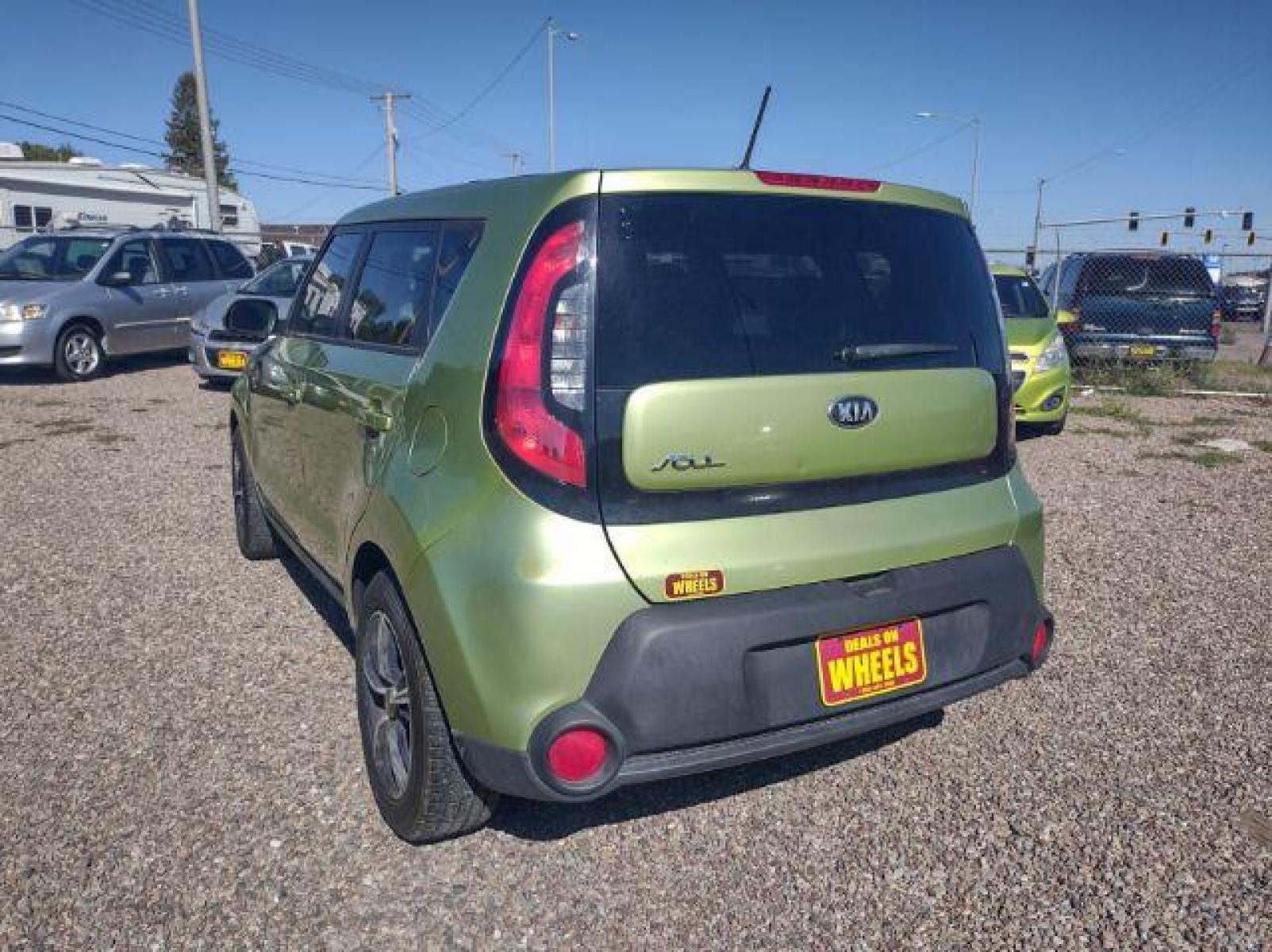 2014 Kia Soul Base (KNDJN2A23E7) with an 1.6L L4 DOHC 16V engine, located at 4801 10th Ave S,, Great Falls, MT, 59405, (406) 564-1505, 47.494347, -111.232239 - Photo #2
