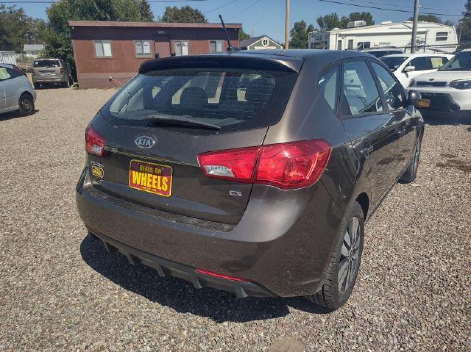2013 Kia Forte 5-Door EX (KNAFU5A21D5) with an 2.0L L4 DOHC 16V engine, located at 4801 10th Ave S,, Great Falls, MT, 59405, (406) 564-1505, 47.494347, -111.232239 - Photo #4