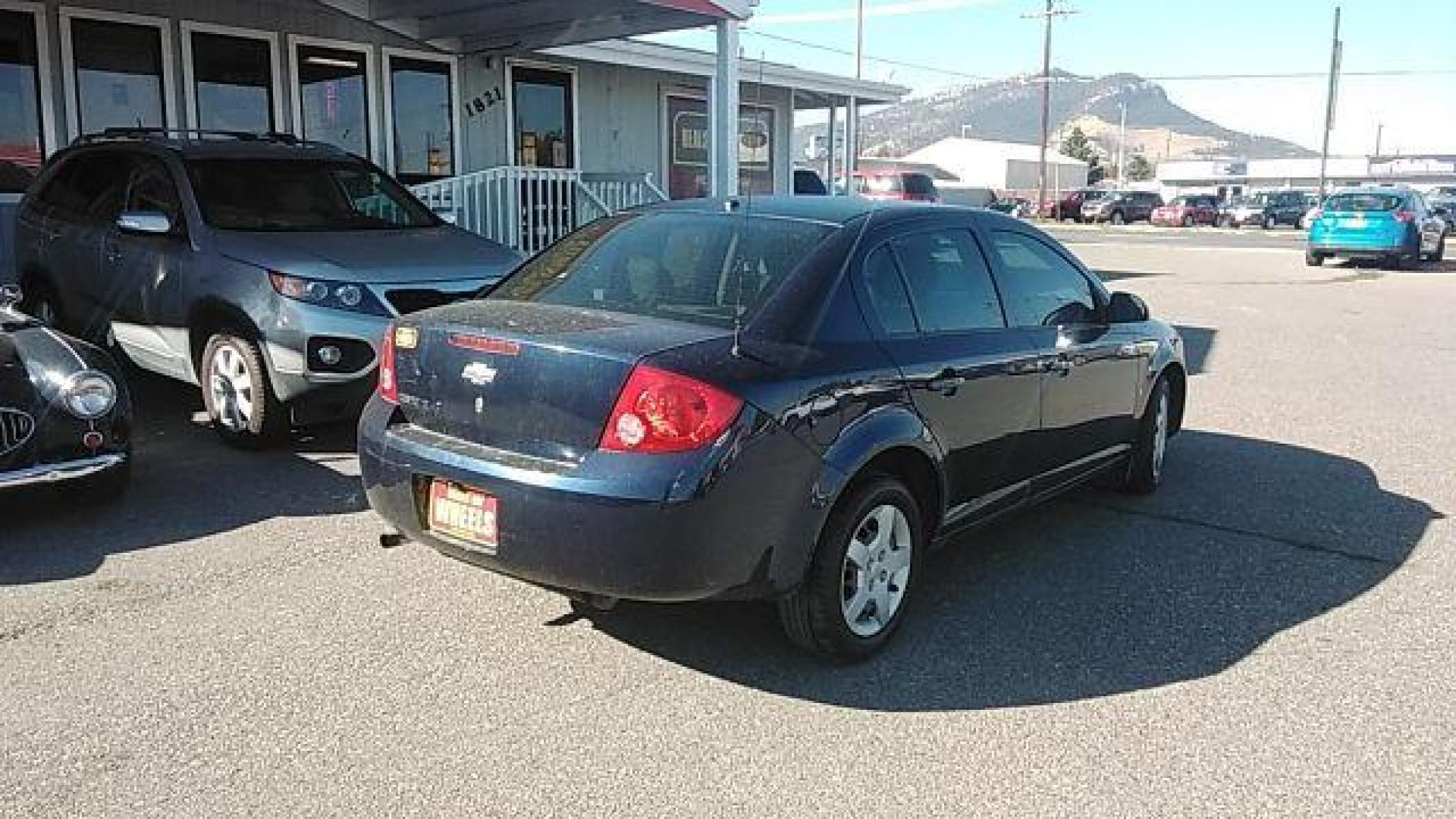 2008 Chevrolet Cobalt LT1 Sedan (1G1AL58F187) with an 2.2L L4 DOHC 16V engine, 4-Speed Automatic transmission, located at 1821 N Montana Ave, Helena, MT, 59601, (406) 422-1031, 46.603447, -112.022781 - Photo #4
