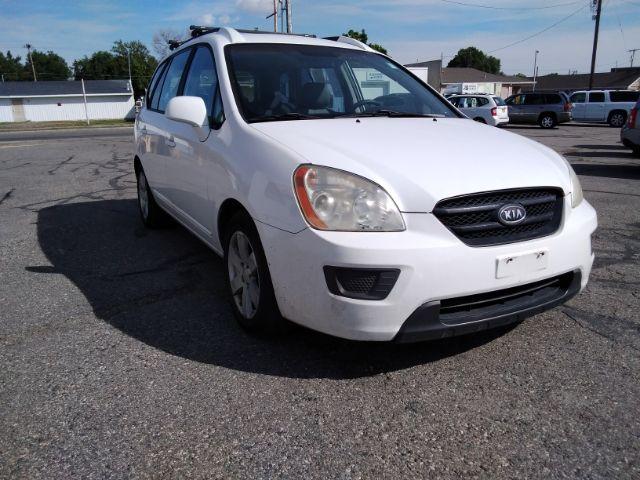 photo of 2007 Kia Rondo